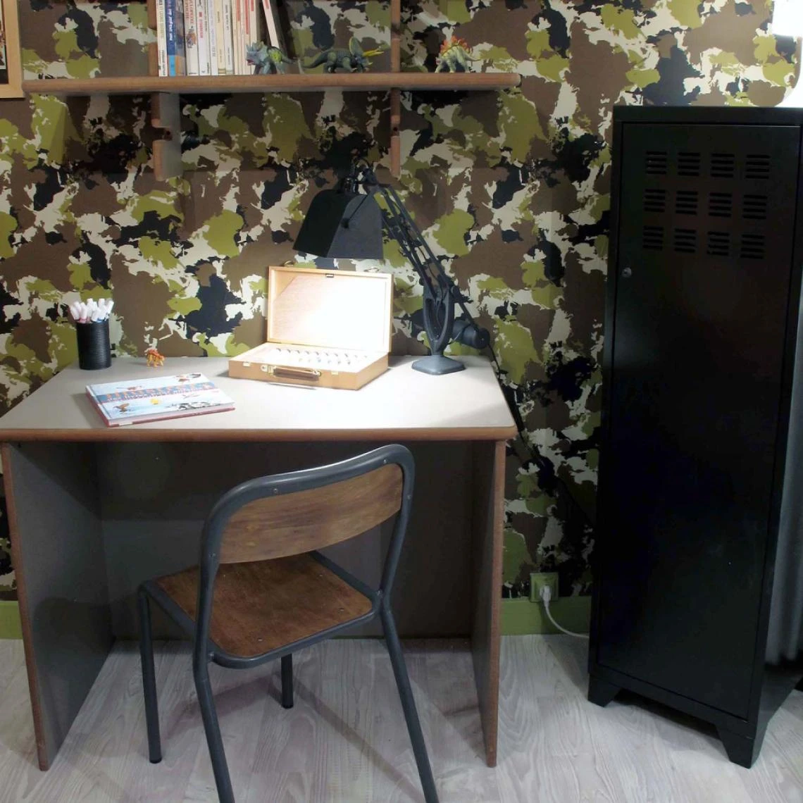 PIERRE HENRY Armoire De Rangement Métal 1 Porte Noir Mat. – Image 2